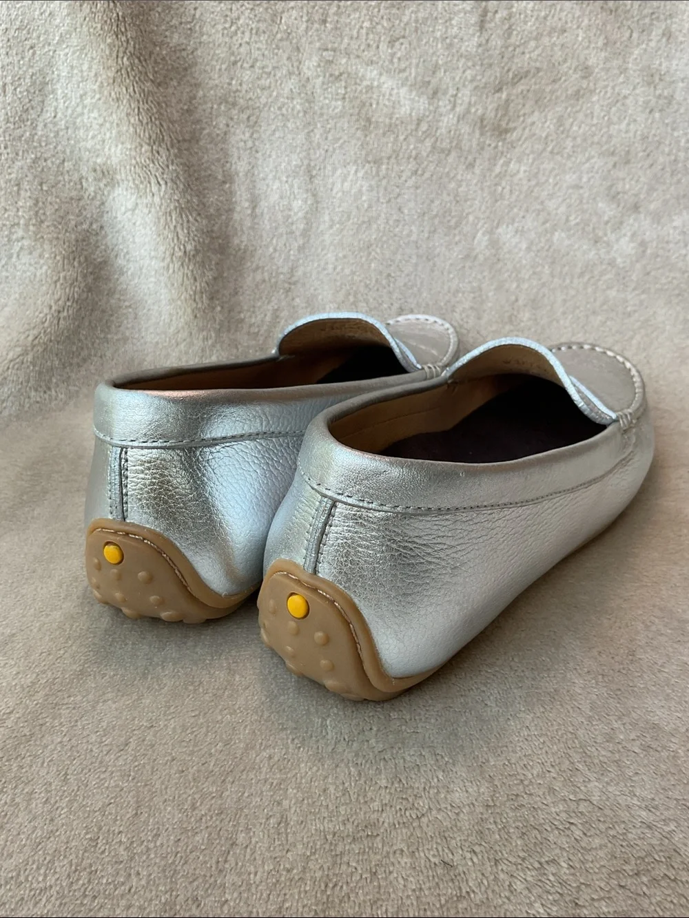 Women’s Samuel Hubbard Free Spirit Driving Loafer Size 8
